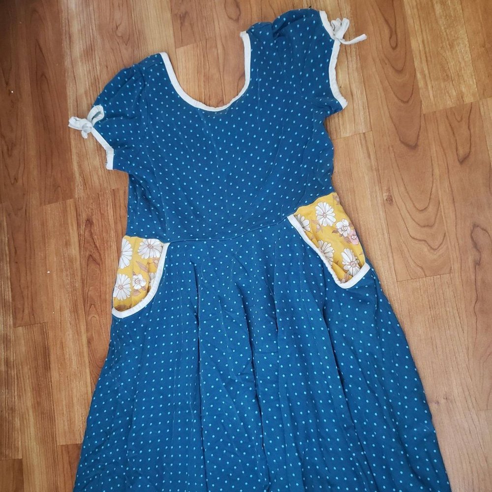 Wildflowers size 12 dress